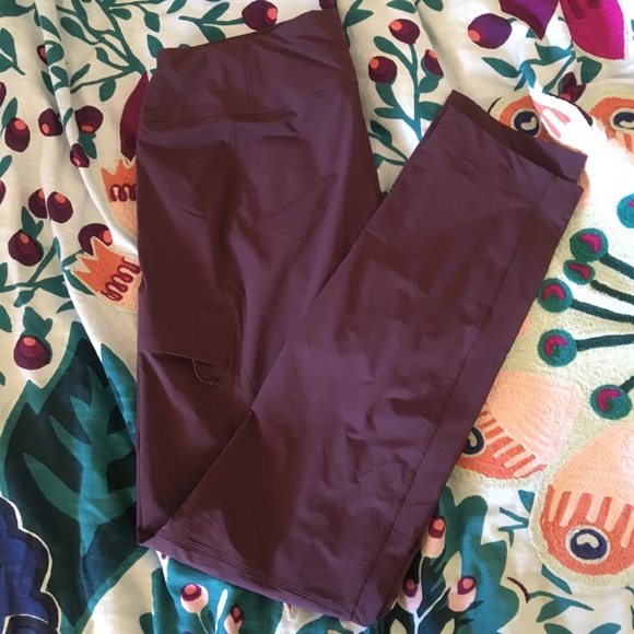 Arcteryx women’s Sabria hiking pants purple reign - Picture 14 of 16